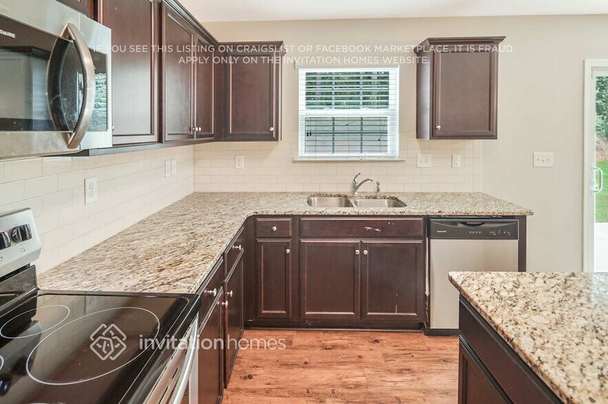 Building Photo - 6618 Broad Valley Ct