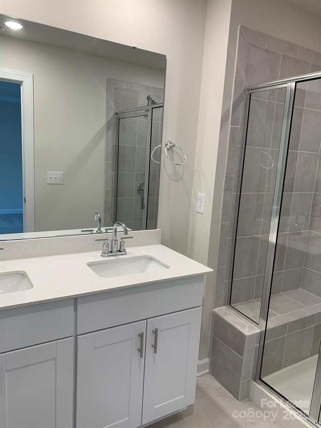 Building Photo - 2348 Belterra Dr