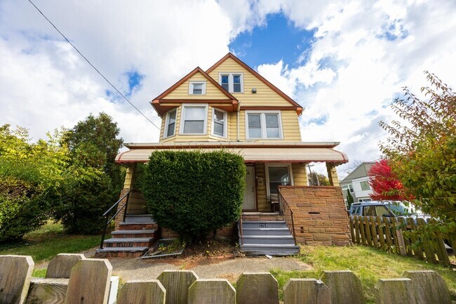 Primary Photo - 2257 E 80th St