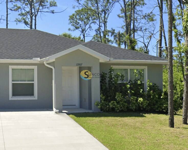 Primary Photo - 12007 Henley Ave