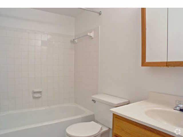 First Bathroom - Laurel Oaks