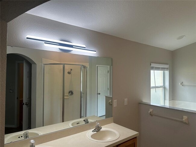 Building Photo - 418 Ashley Pl