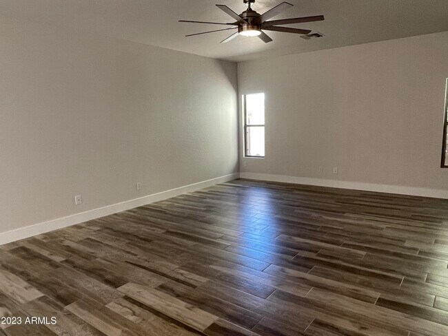 Building Photo - 2557 W Brilliant Sky Dr