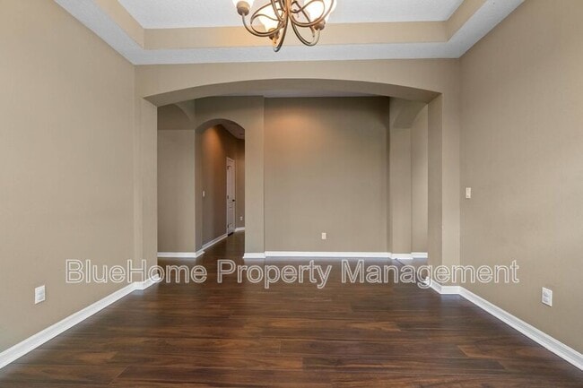 Building Photo - 13130 Penshurst Ln