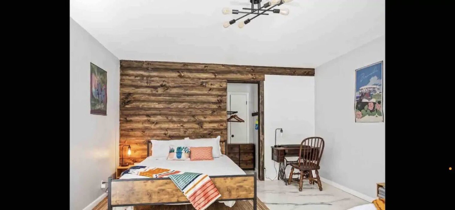 Building Photo - 2001 N 61st Ave