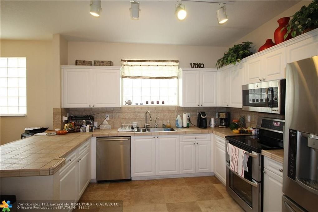 Building Photo - 11126 Harbour Springs Cir