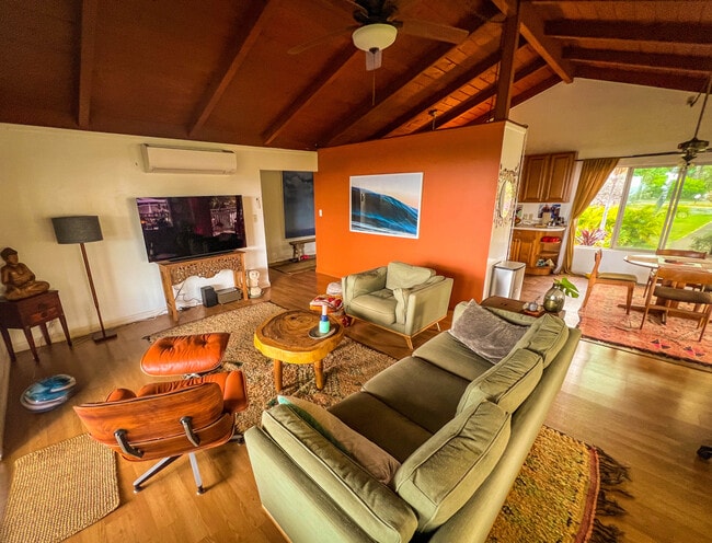 Building Photo - 628 Mililani Pl