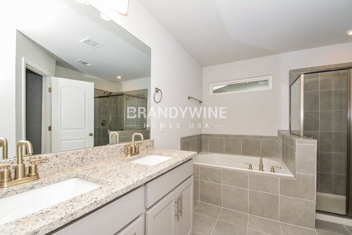 Building Photo - 321 Dearborn Sta Dr