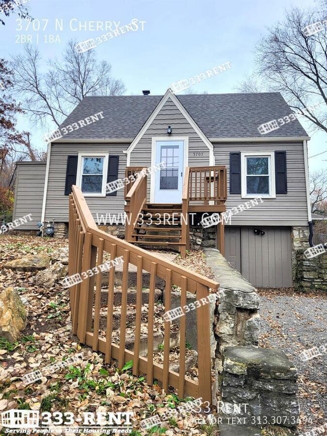 Primary Photo - 3707 N Cherry St