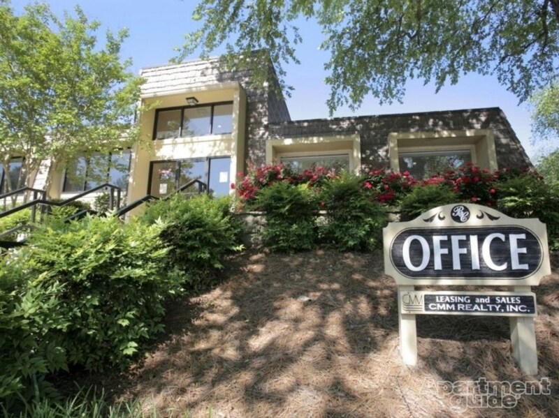 Building Photo - 1310 Old Manor Rd