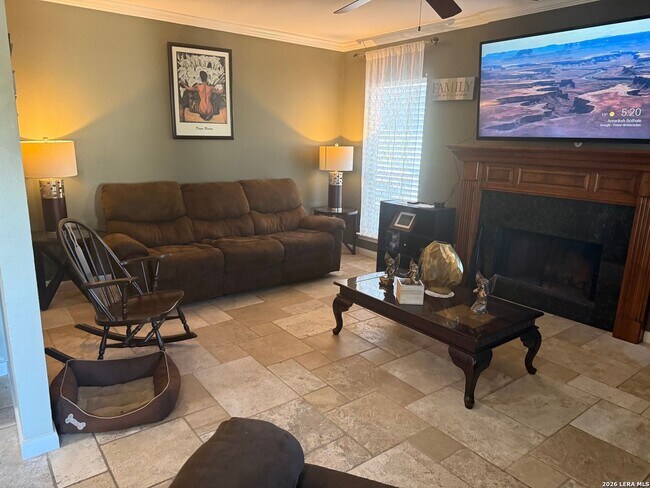 Building Photo - Spacious Fully Furnished Family Home with Heated Pool, Spa & Workshop in Arrowhead