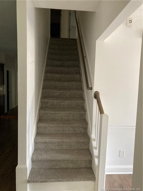 Building Photo - 270 Stonebriar Ave