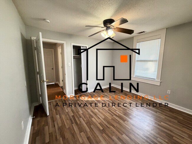 Building Photo - 1005 Amaranth Ave