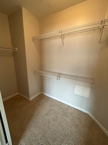 Building Photo - 7647 Mission Gorge Rd