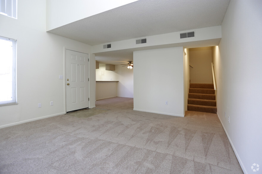 1BR, 1.5BA - 839 SF - Wildridge