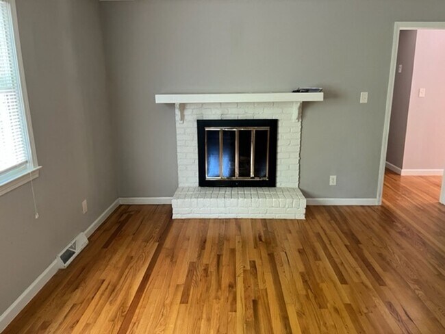 Building Photo - 1502 Lafayette Ct