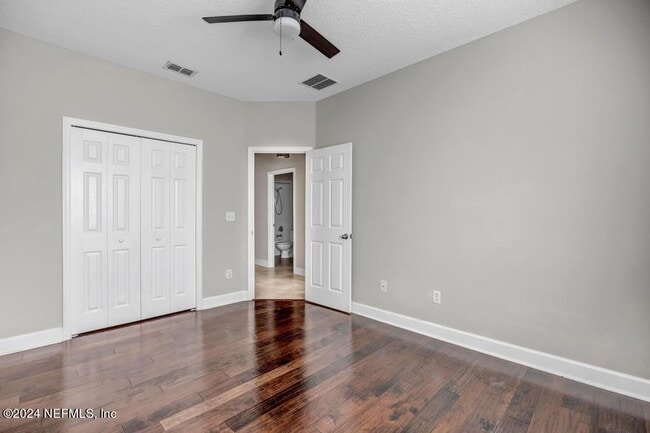 Building Photo - 96 Taylor Ridge Ave