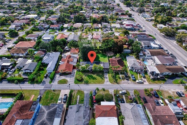 Building Photo - 6550 SW 27th St