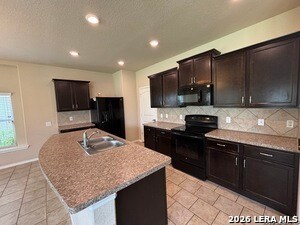Building Photo - 7118 Hibiscus Falls