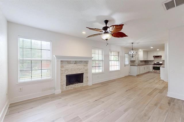 Building Photo - 1330 Kensington Ct