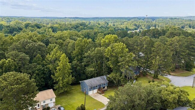 Building Photo - 7055 Hania Dr