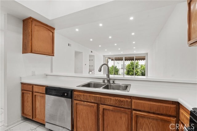 Building Photo - 1559 Winona Blvd