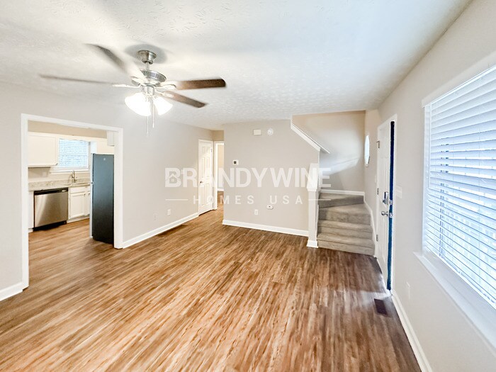 Building Photo - 2757 Sanibel Ln SE