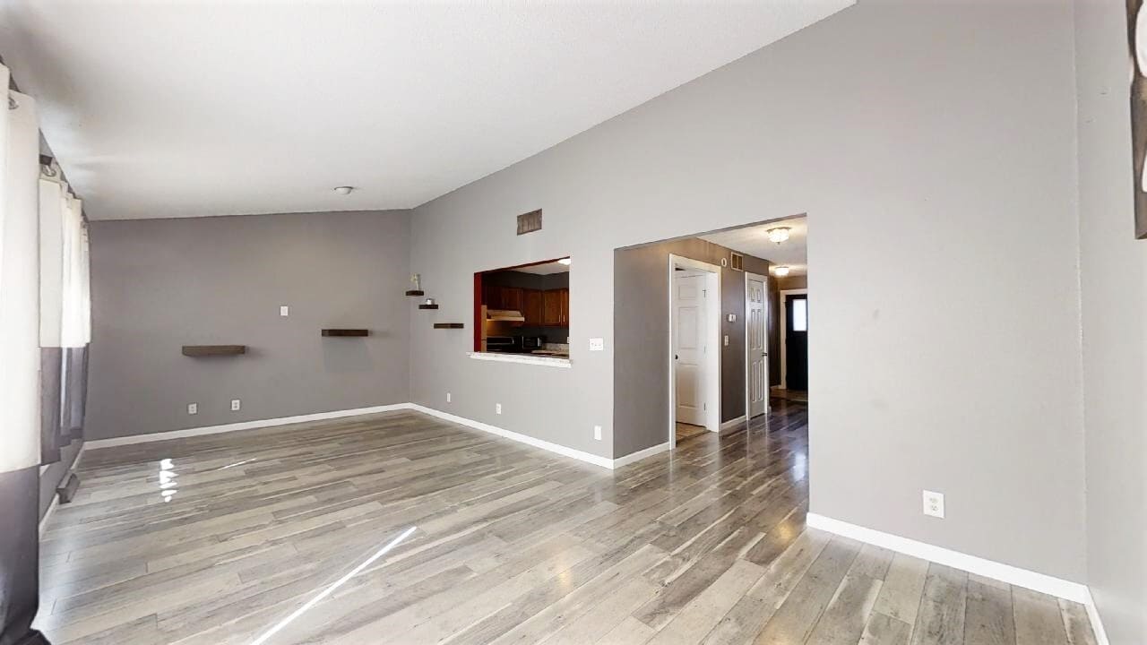 Building Photo - 804B S Okaw