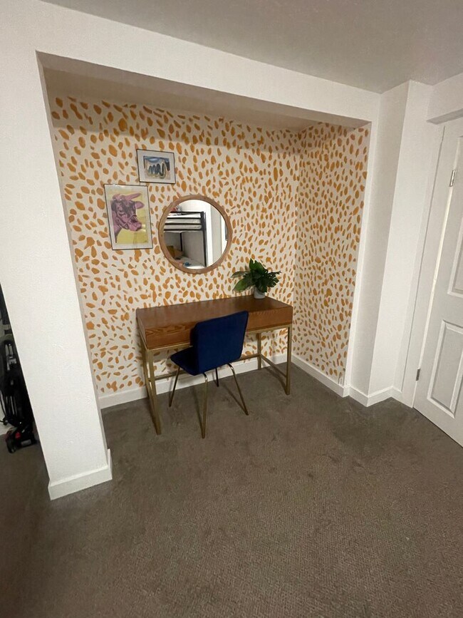 Building Photo - Fully furnished basement apartment in Provo!