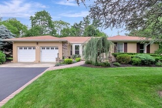 Building Photo - 4 Half Acre Ct