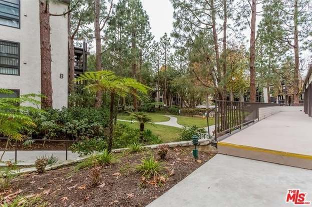 Building Photo - 7765 W 91st St