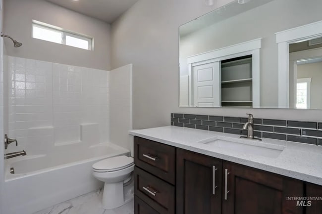 Building Photo - 3024 Sepulveda Dr