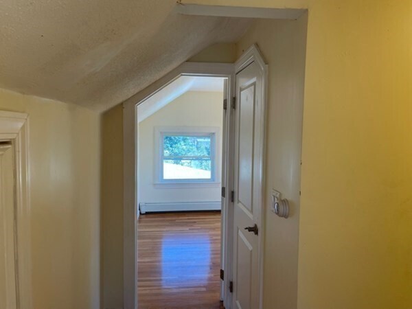 Building Photo - 272 Nevada St