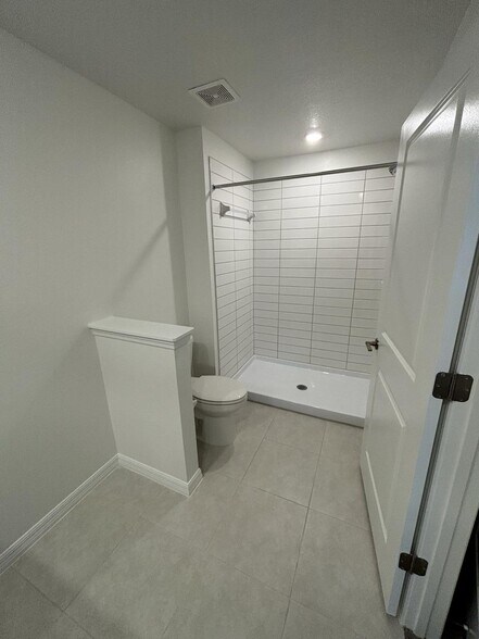 Building Photo - 10356 Honey Hammock Wy