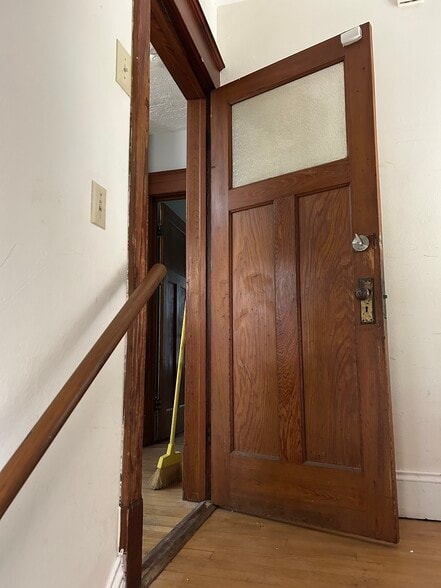 View of back entrance - 6642 W Stevenson St