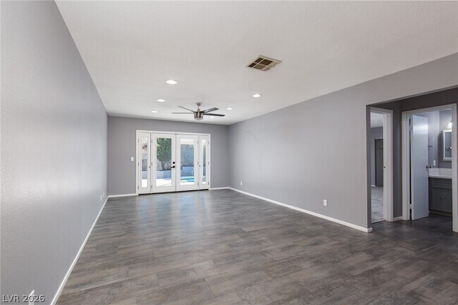 Building Photo - 3109 Downing Pl