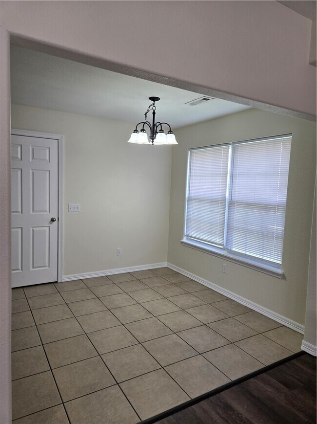 Building Photo - 1703 N Valor