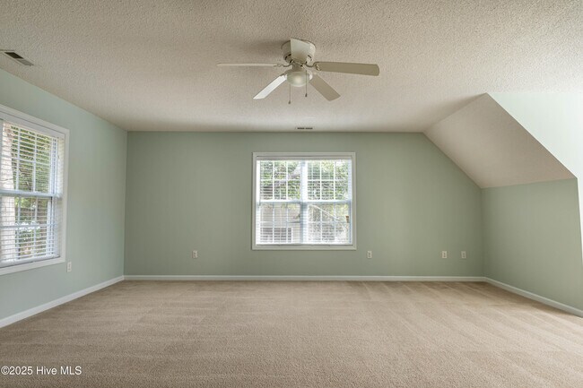 Building Photo - 119 Shellbank Dr
