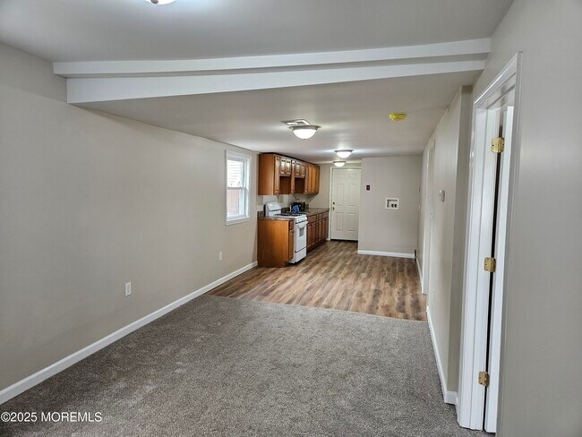 Building Photo - 47 Collins St