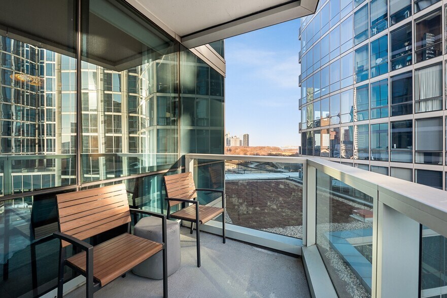 Building Photo - 1201 S Prairie Ave