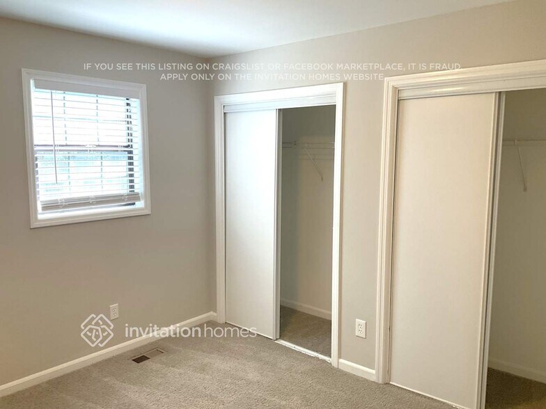 Building Photo - 2811 Dunwood Ln