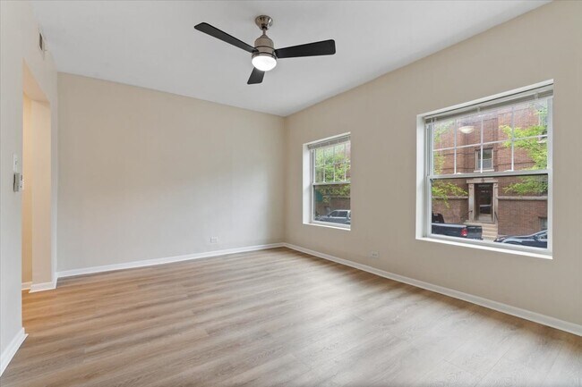 Building Photo - 3145 W Lyndale St