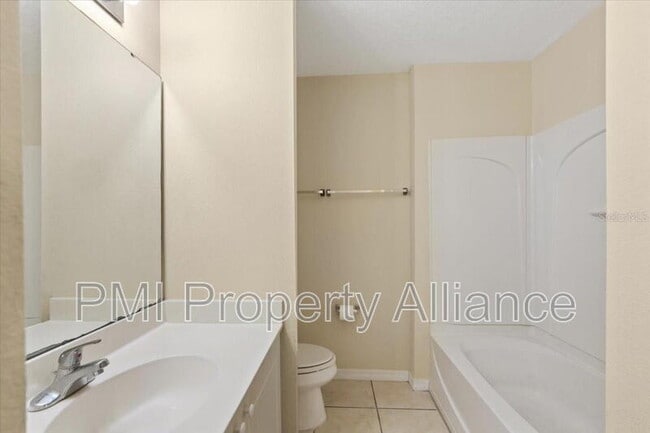 Building Photo - 2774 Club Cortile Cir