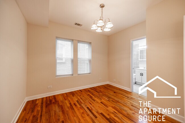 Building Photo - 2257 W Rosemont Ave