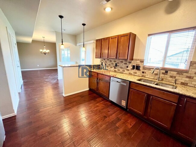 Building Photo - 10276 Deer Meadow Cir