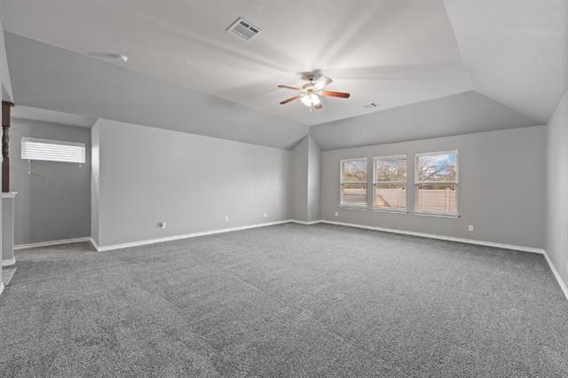 Building Photo - 400 Hidden Lake Ct