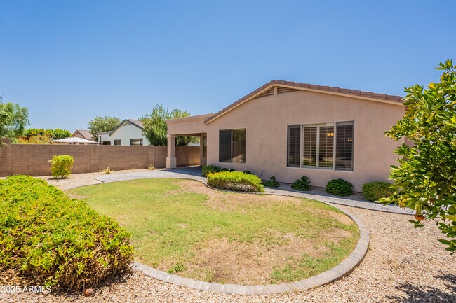 Building Photo - 1738 W Glenhaven Dr