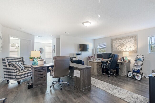 Building Photo - 113 Ridgeway Cir