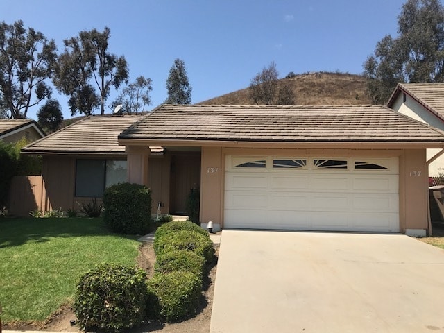 Building Photo - Beautiful family home in Newbury Park!