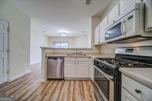 Building Photo - 3285 Hidden Cove Cir NW